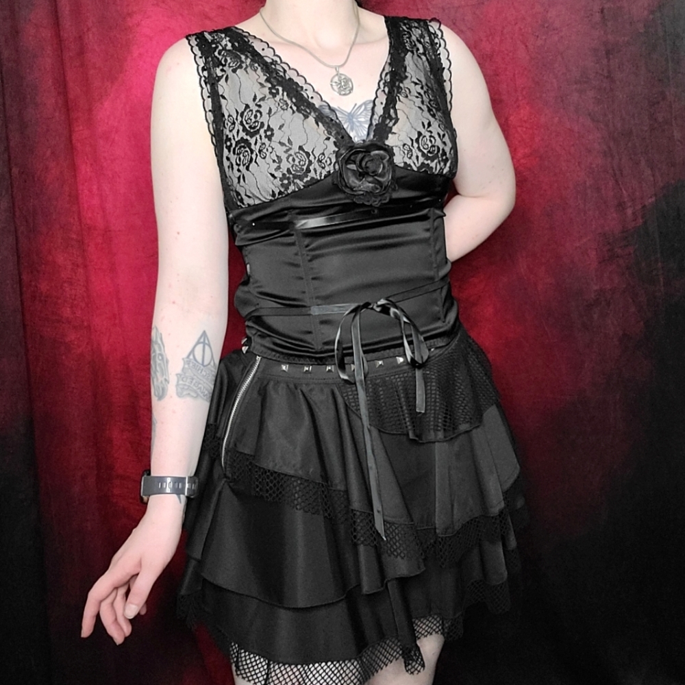 The Sweet Poison top by Cleo